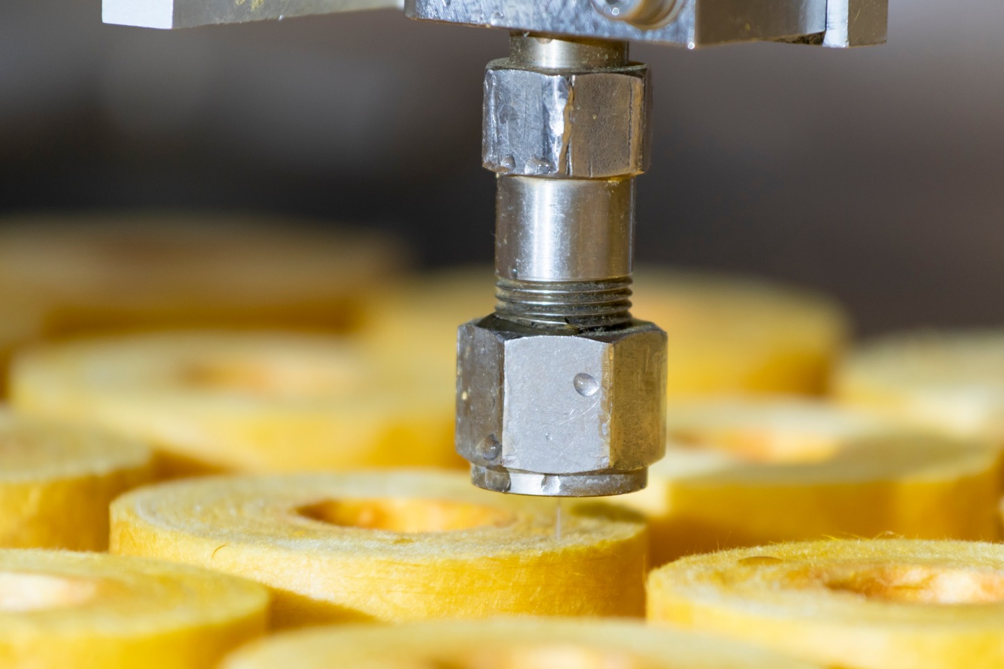 ウォータージェット加工機