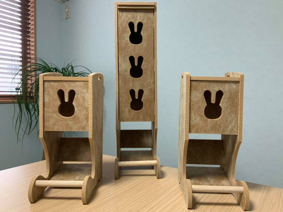 うさぎのモチーフをくり抜いたトイレットペーパーホルダー3種